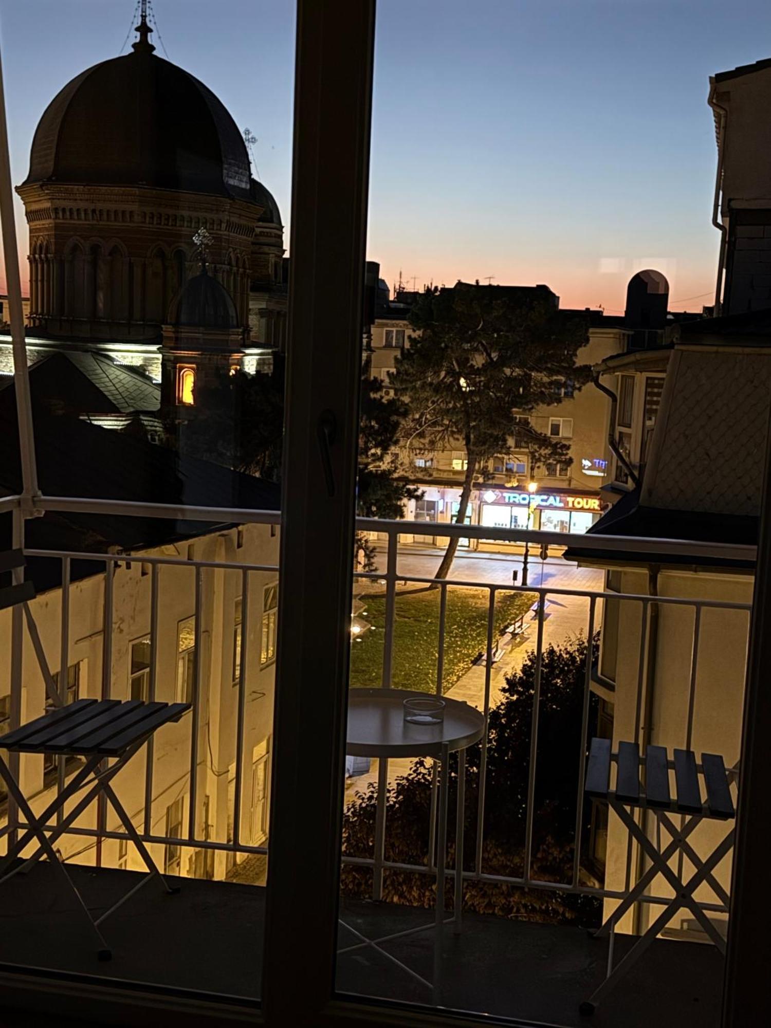 Aman 20 Apartman Craiova Kültér fotó