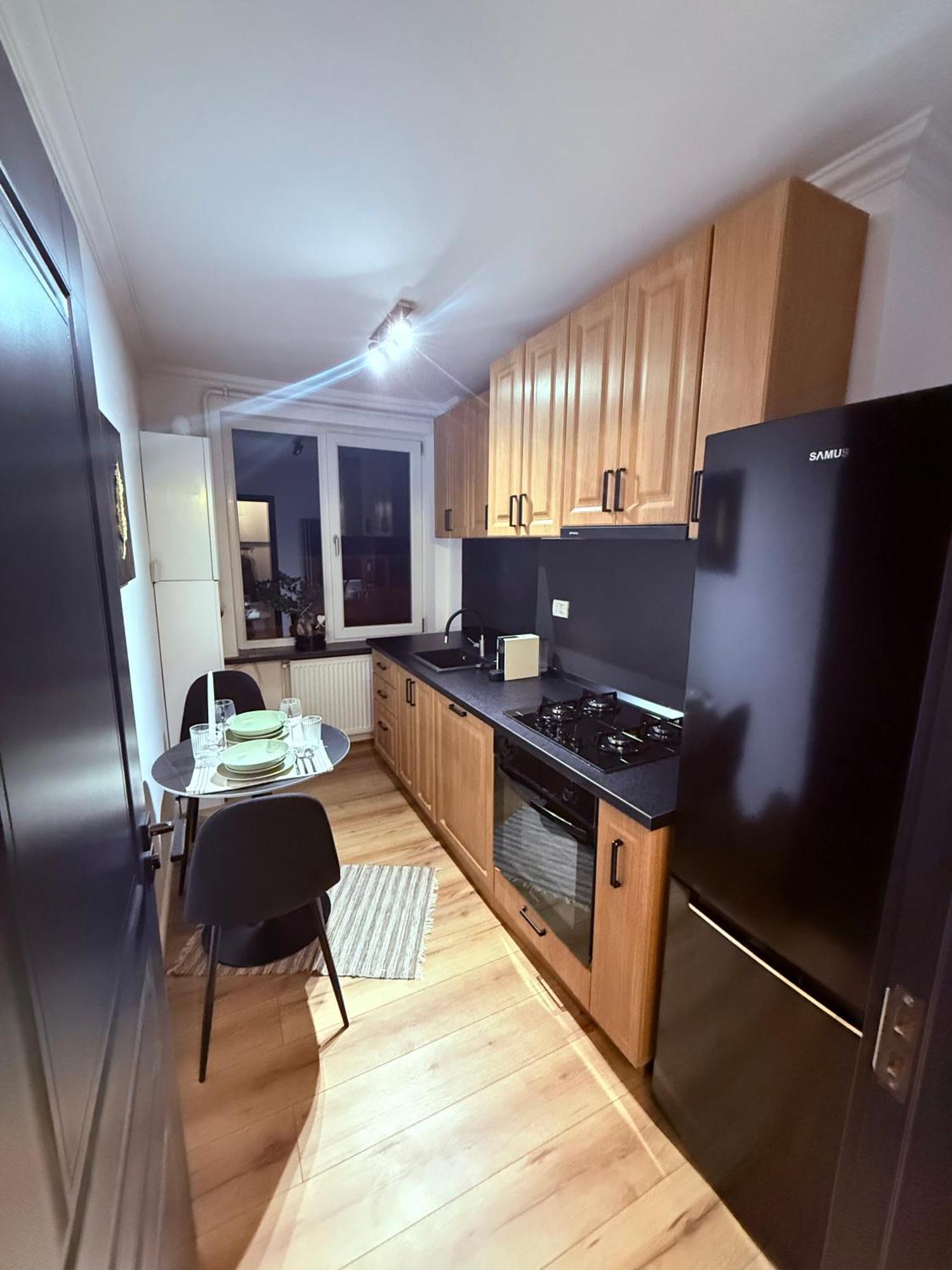 Aman 20 Apartman Craiova Kültér fotó