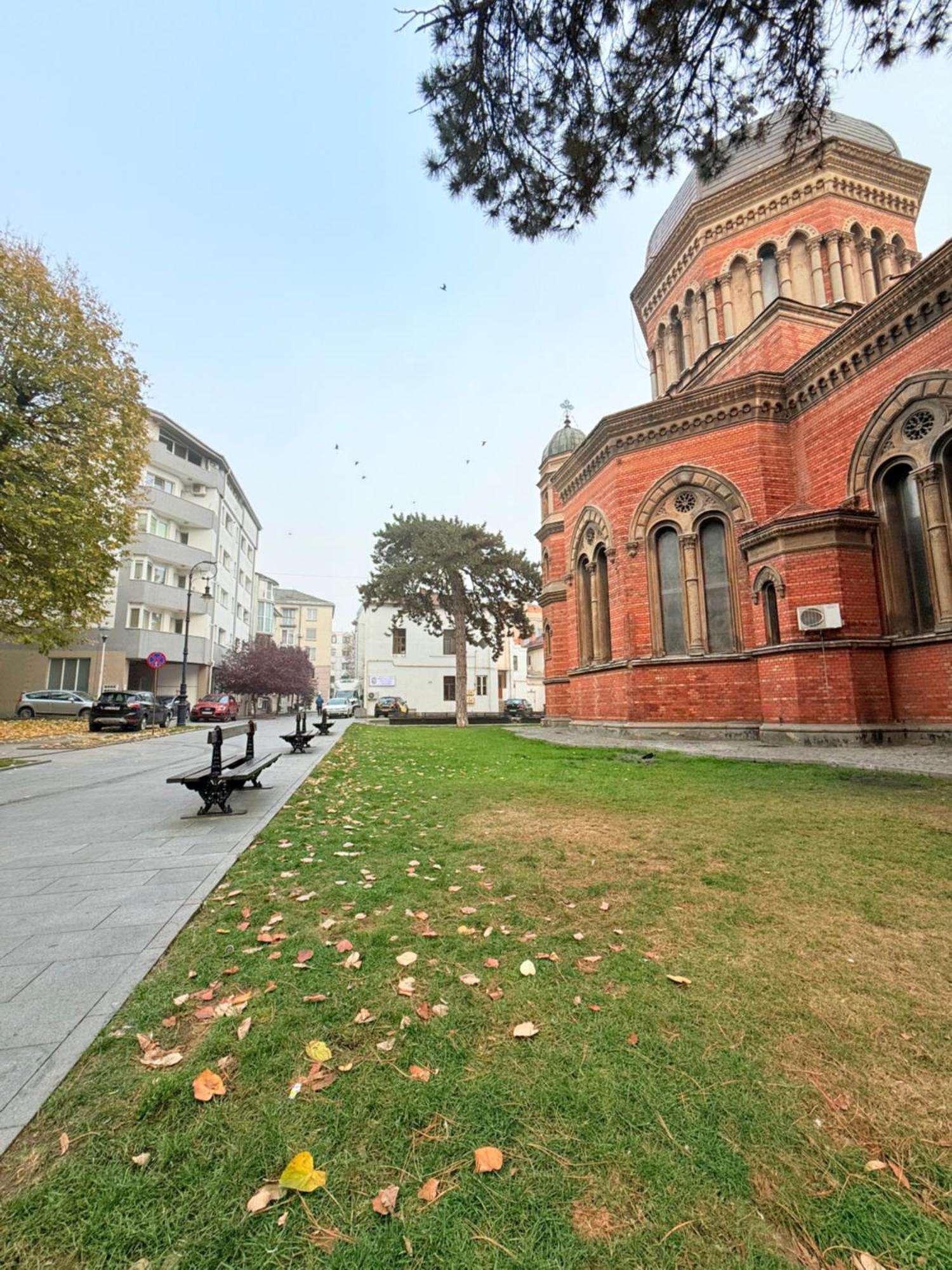 Aman 20 Apartman Craiova Kültér fotó
