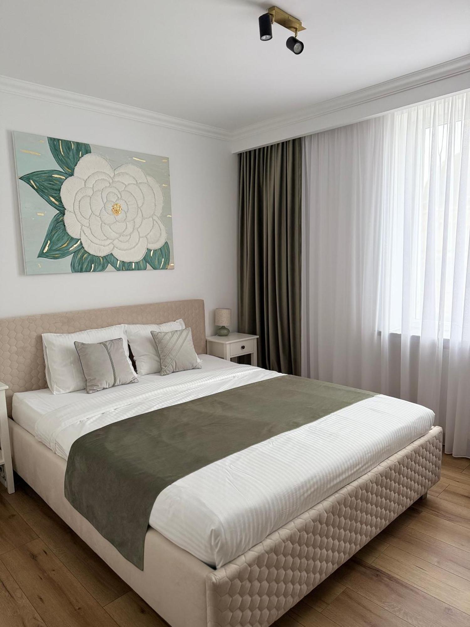 Aman 20 Apartman Craiova Kültér fotó